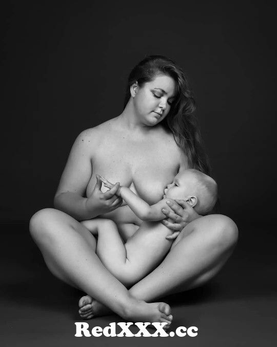 Nude Mother Breastfeeding.